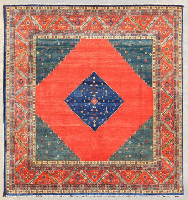 India center medallion Bijar rug knotted by hand with hand-carded, hand-spun, vegetable-dyed wool.